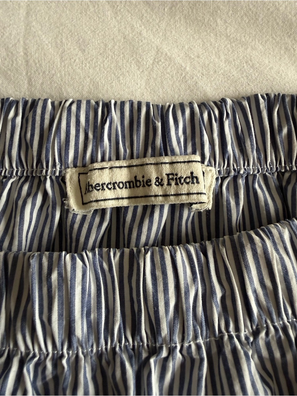 Abercrombie & Fitch 100% Cotton Off Shoulder Stripe Blouse M - Picture 7 of 9
